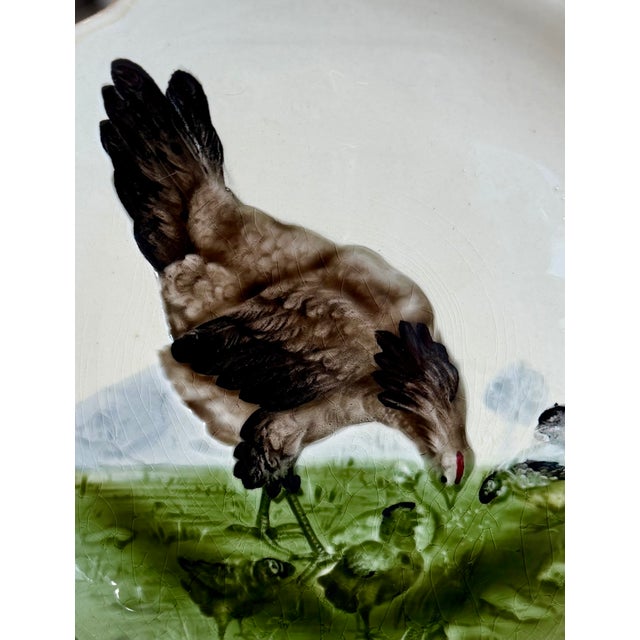 19th Century French Majolica Chicken Plate Signed Choisy Le Roi For Sale - Image 4 of 9