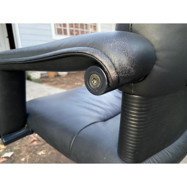 1990s Vintage Mario Bellini Leather Swivel Executive Desk Chair for Vitra For Sale - Image 5 of 12