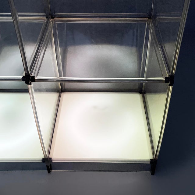 Space Age Italian Bookcase with Lamp in Acrylic Glass and Metal, 1970s For Sale - Image 15 of 17