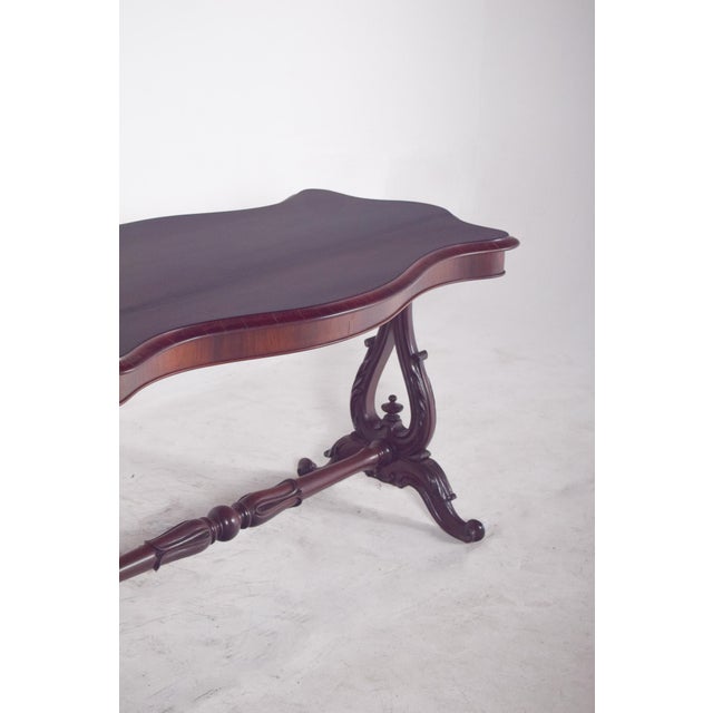 English Victorian Coffee Table in Rosewood, 1890s For Sale - Image 3 of 9