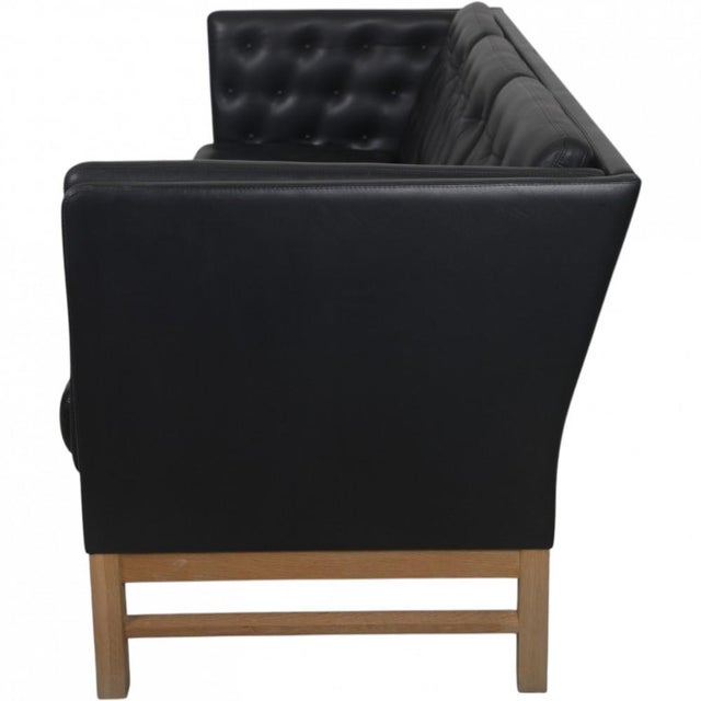 EJ315 Three-Seater Sofa in Black Leather by Erik Jørgensen, 2000s For Sale - Image 16 of 18