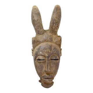Early 20th Century Baule Portrait Mask Horns Kpan Mblo Côte d'Ivoire For Sale