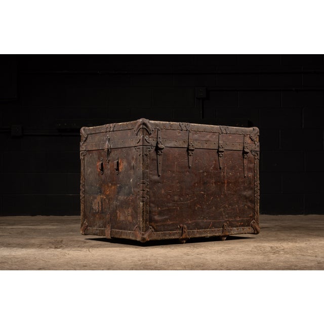 Early 20th Century Duluth Flat Top Trunk For Sale - Image 4 of 7