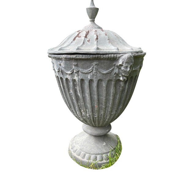 19th Century English Classical Lead Garden Urns with Covers Grey - A Pair For Sale - Image 18 of 18