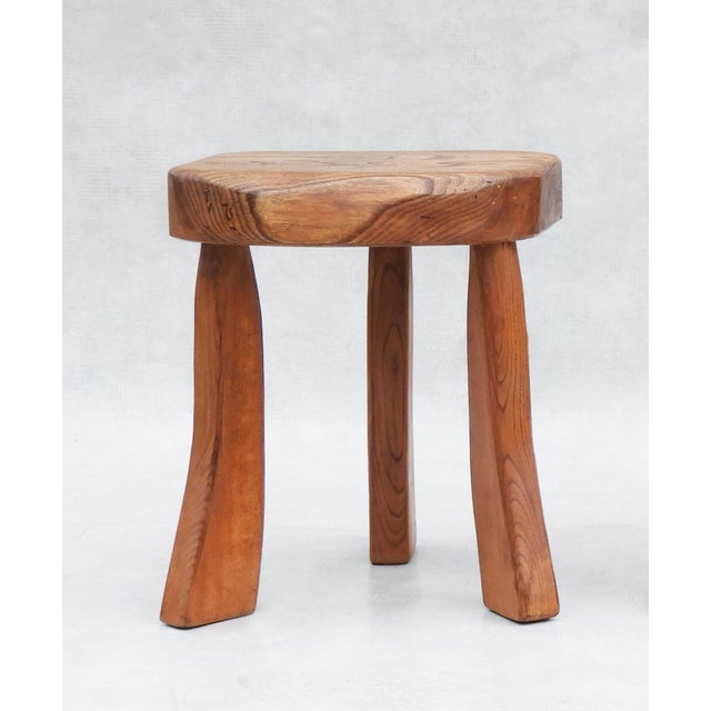 French Elm Tripod Stool, 1970s For Sale - Image 6 of 10