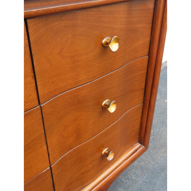 Kent Coffey Mid Century Modern Long Dresser Bathroom Vanity 6892 For Sale - Image 9 of 15