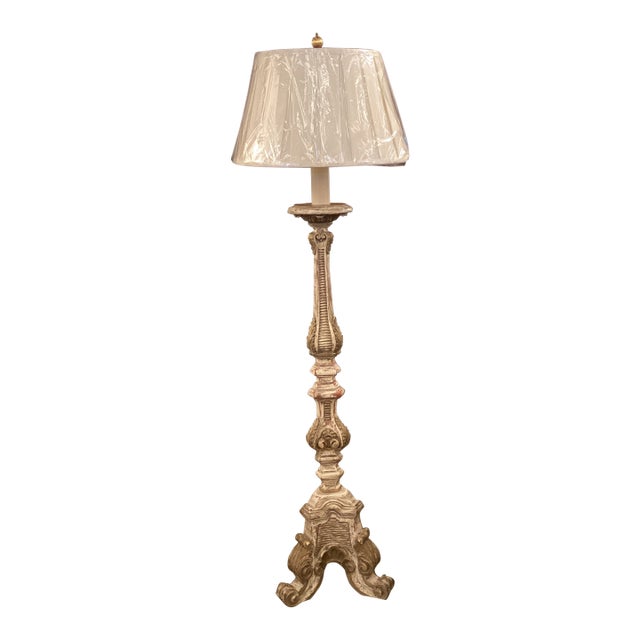 Mid 20th Century Italian Carved Wood Floor Lamp With Distressed Gilt & Cream Finish For Sale