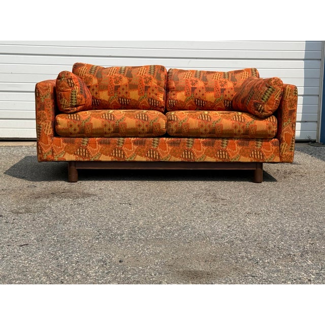 Signed Selig of Monroe Mid-Century Modern Geometric Pattern Pit Loveseat For Sale In Philadelphia - Image 6 of 12