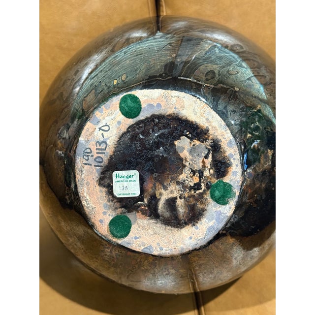 Large Sculptural Mid Century Modern Black Marbled Royal Haeger Art Pottery Vase, 1970s For Sale In Seattle - Image 6 of 7