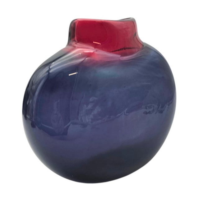 Maureen Williams Signed Australian Studio Art Glass Vase Magenta Amethyst 8" For Sale In San Francisco - Image 6 of 12