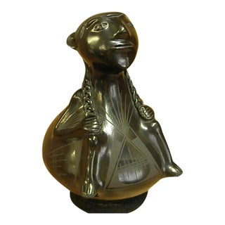 Late 20th Century Mata Ortiz Hand Coiled Blackware Effigy Pot by Rosa Quezada For Sale
