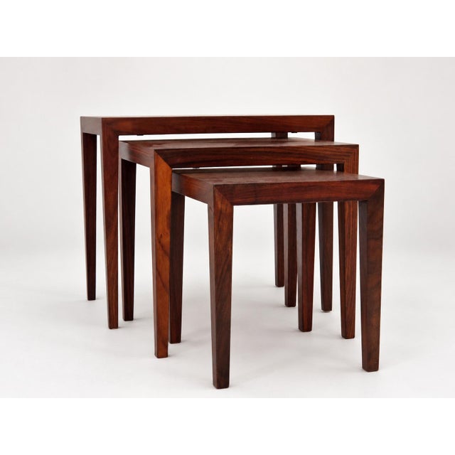Nesting Tables in Rosewood by Severin Hansen for Haslev Møbelsnedkeri, Denmark, 1960s, Set of 3 For Sale - Image 6 of 14