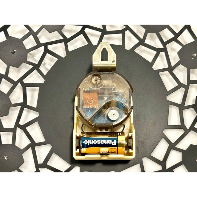 Mid-Century Modern Mid-Century Brass & Steel Wall Clock from Weimar, 1960s For Sale - Image 3 of 7