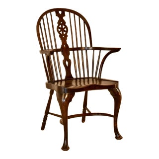 Circa 1900 English Double Bow Windsor Chair For Sale