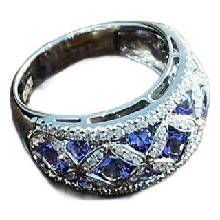 Light Blue Tanzanite White Diamonds 14k White Gold Unique Earrings & Ring Set For Sale