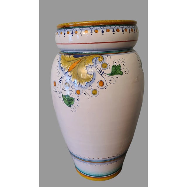 Mediterranean Vintage Monumental Size Gialletti Giulio -Deruta Hand Painted Italian Faience Floor Vase For Sale - Image 3 of 12