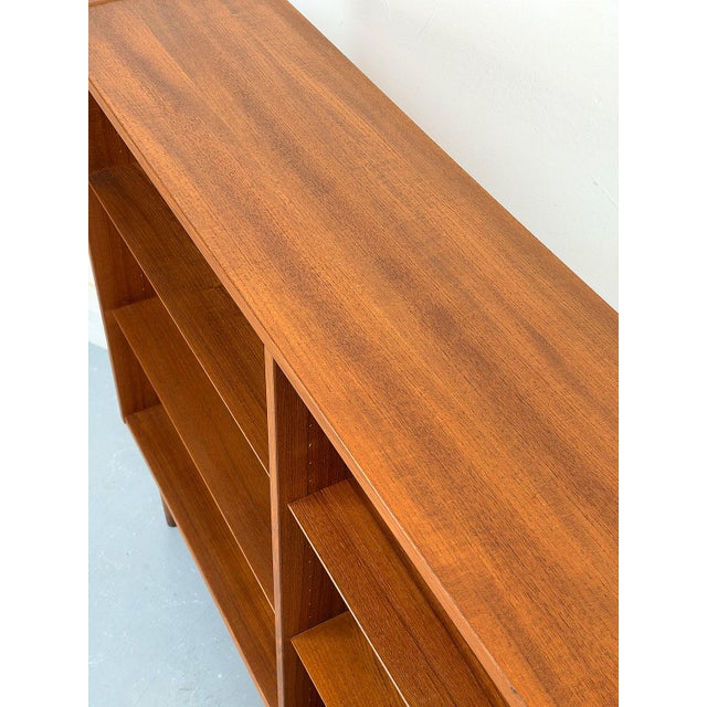 Vintage Danish Teak Bookcase by Carlo Jensen for Hundevad & Co., 1960s For Sale - Image 14 of 17