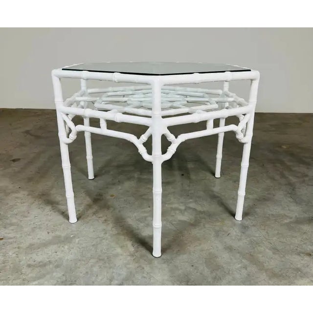 1960s Vintage Chinese Chippendale Faux Bamboo White Lacquered Cocktail Center Table For Sale - Image 5 of 8