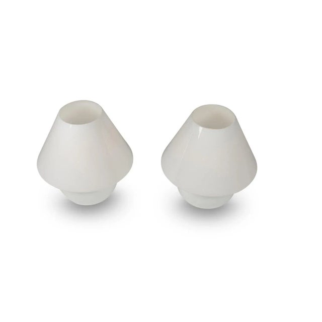 Venini White Opaline Table Lamps, 1990s, Set of 2 For Sale - Image 4 of 5