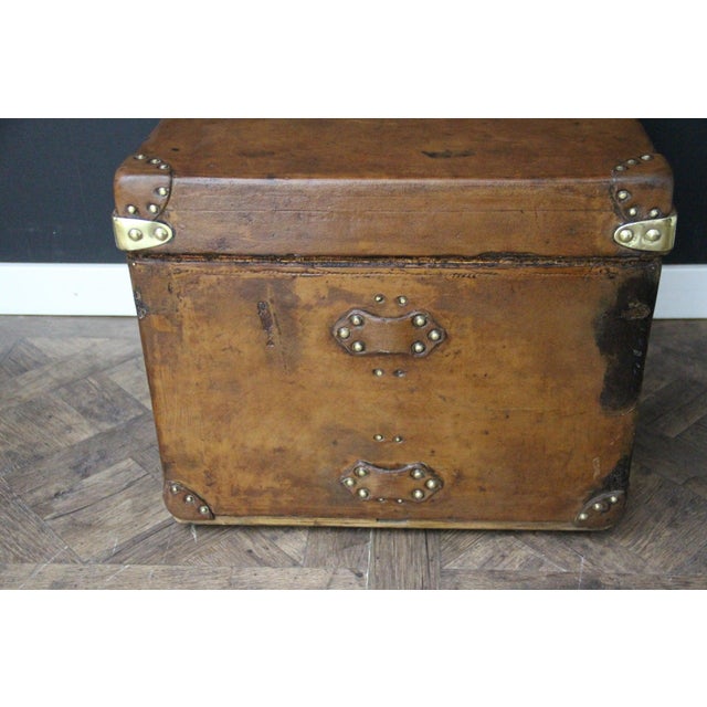 Antique Cube-Shaped Leather Trunk by Louis Vuitton, 1890s For Sale - Image 12 of 18