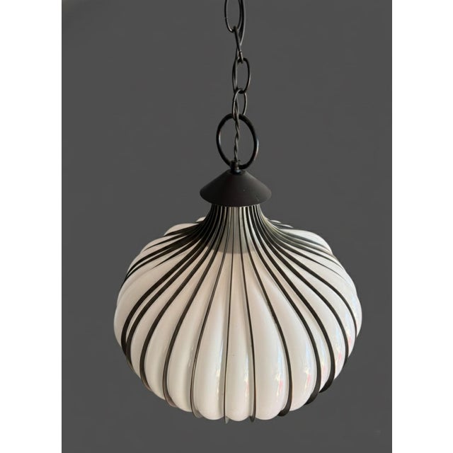 Lightcraft of California 'Allium' Brass and Glass Pendant Light, Ca. 1965 For Sale - Image 4 of 8