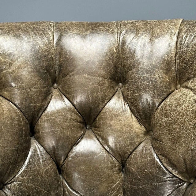 Georgian, Chesterfield, Oversized Lounge Chair, Tufted Green Leather For Sale In New York - Image 6 of 11