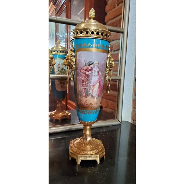 Napoleon III Porcelain Vases from Sevres, Set of 2, in Flawless conditions. Designed before 1890