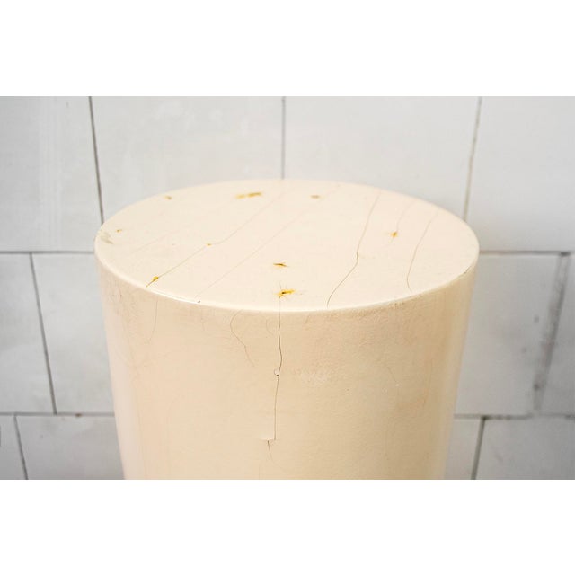Three solid wood columns. Made in Italy 1960s Diameter 25 cm, height 90 cm Diameter 21 cm, height 120 cm Diameter 25 cm,...