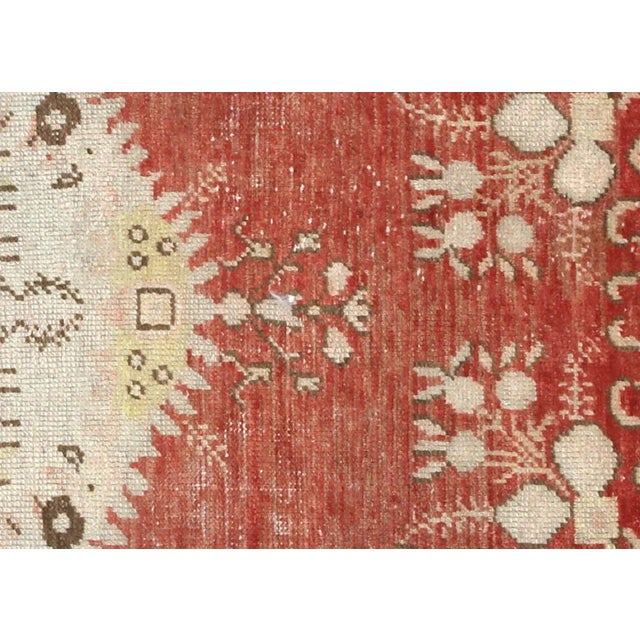 1960s Turkish Oushak Rug. Handwoven with wool on wool foundation in the Oushak region of Western Turkey. The Anatolian...