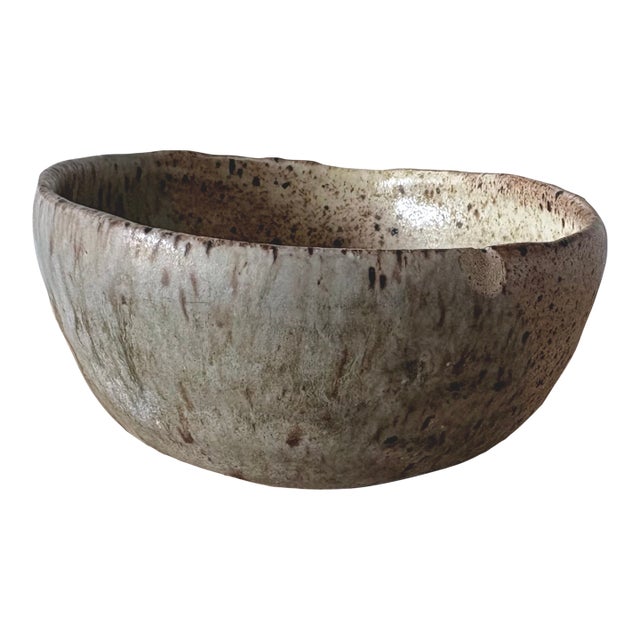 American Studio Pottery Organic Bowl With Variegated Glaze, New York For Sale