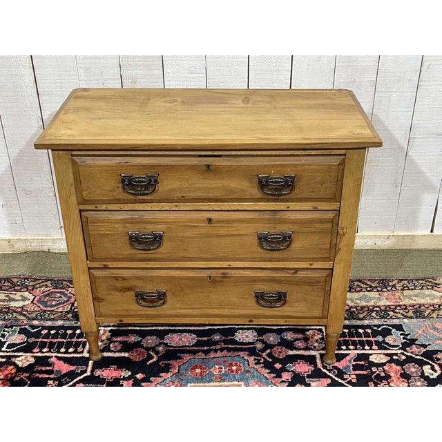 English Walnut Chest of Drawers, Early 20th Century For Sale - Image 6 of 17