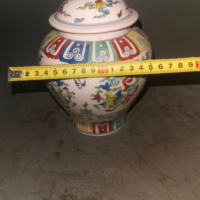 Mid 20th Century Hand-Painted Lidded Ginger Jar | Chinoiserie Floral Motif Ceramic Vase For Sale - Image 5 of 7