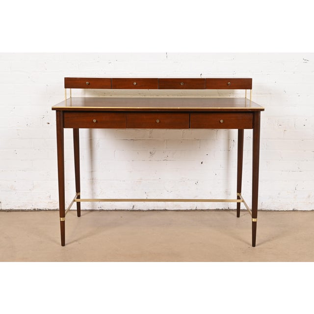 A rare and exceptional Mid-Century Modern writing desk By Paul McCobb for H. Sacks & Sons, "Connoisseur Collection" USA,...
