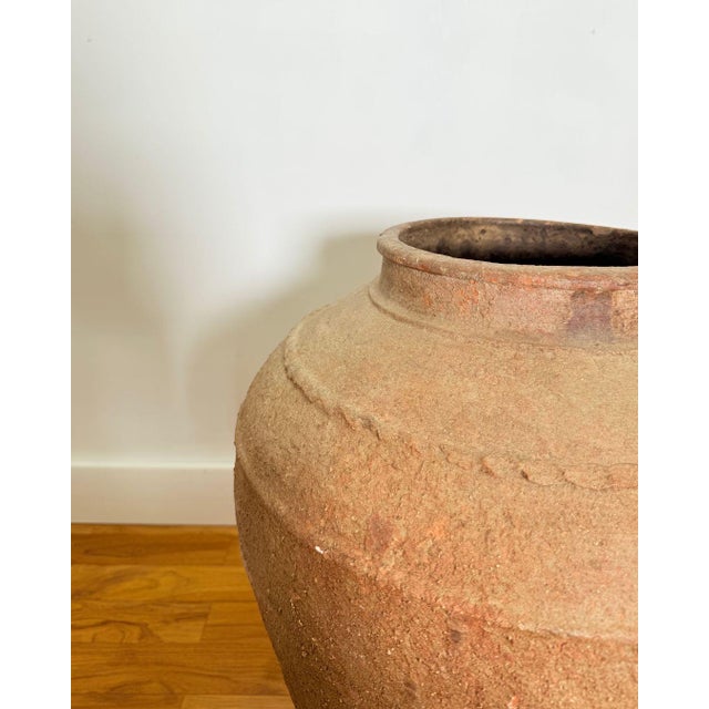 Early 19th Century Spanish Zamorana Jar, 1800 For Sale - Image 5 of 6