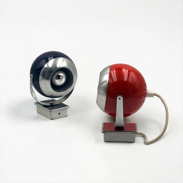 Space Age Red and Blue Eyeball Wall Lamps, 1970s, Set of 2 For Sale - Image 9 of 15