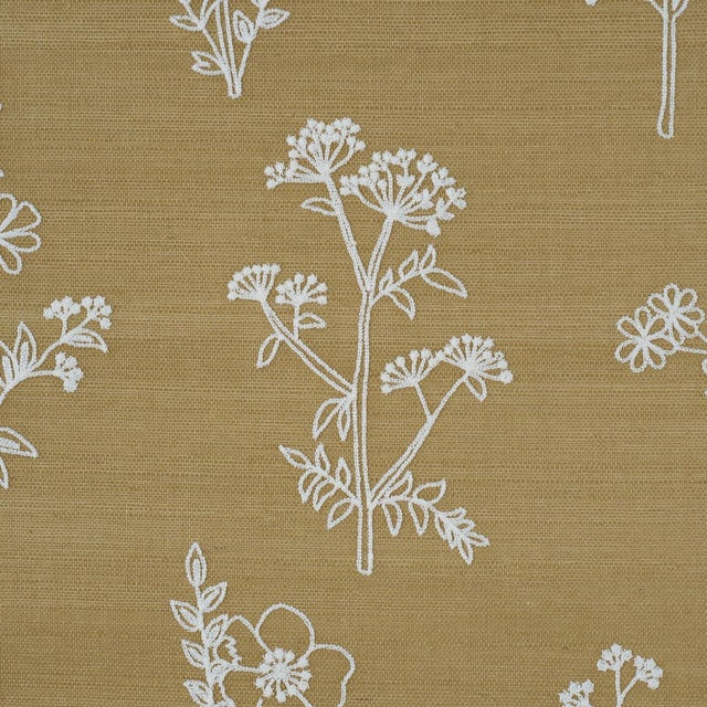 Traditional Sample - Schumacher Lisbeth Embroidered Sisal Wallcovering In Olive For Sale - Image 3 of 6