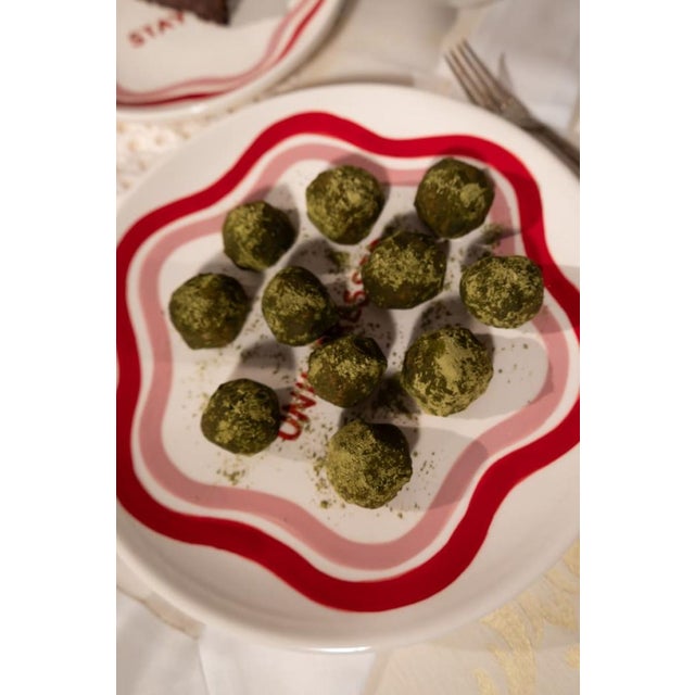 Contemporary Talk of the Table Artisanal Plate Set- 2 Pieces For Sale - Image 3 of 11