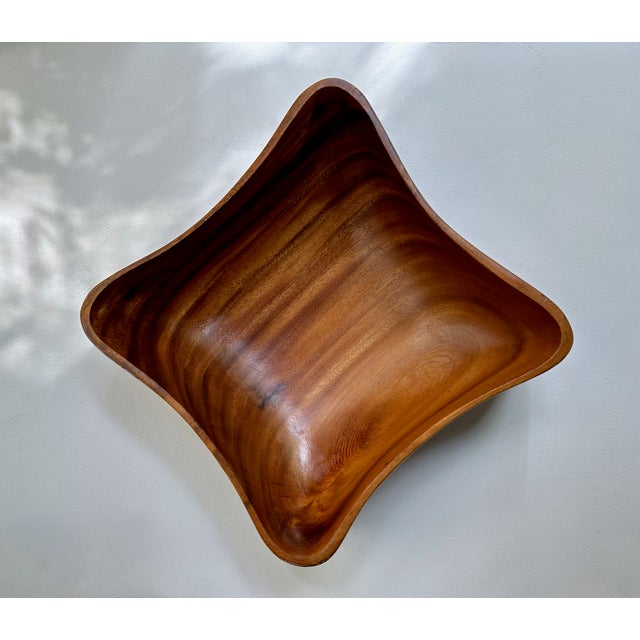 Wood Vintage Handcrafted Pacific Merchants Acacia Wood Serving Bowl For Sale - Image 7 of 18