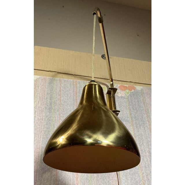 1960s Telescopic Arm Wall Lamp With Brass Metal Shade Attributed to Gunnel Nyman, MCM 1950s For Sale - Image 5 of 12