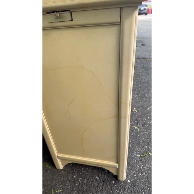 1970s Henredon “Scene Ii” Hollywood Regency Buffet Server – Faux Goatskin Lacquer, Flip-Top Design For Sale - Image 14 of 14