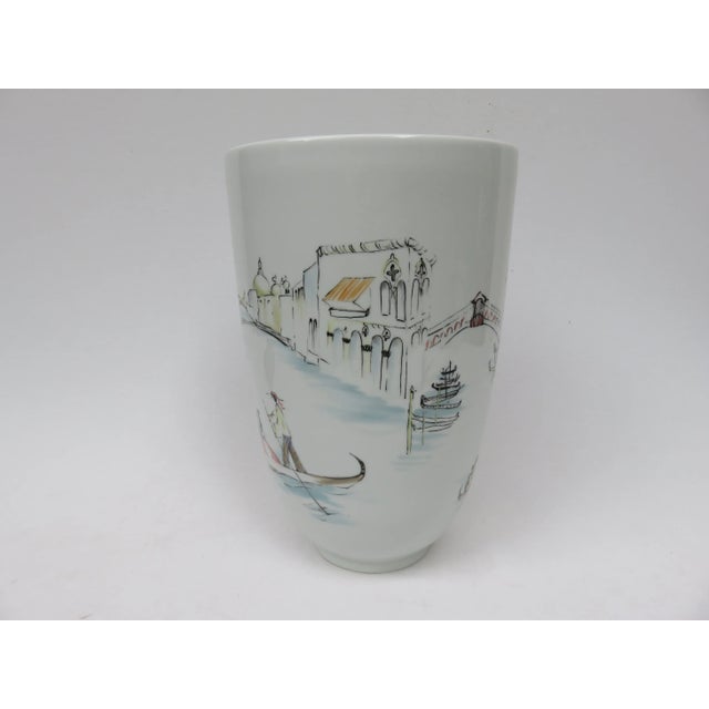 1950s German Handpainted Vases from Hutschenreuther, 1950s, Set of 2 For Sale - Image 5 of 18