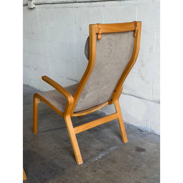 High-Back Bentwood Lounge Chair and Ottoman With Beige Upholstery Mid-Century Modern 1970s For Sale In Los Angeles - Image 6 of 12