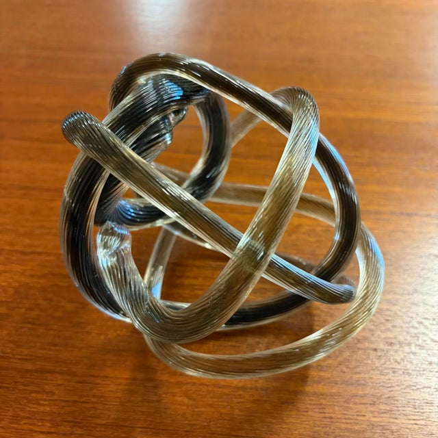 Vintage Ribbed Hand Blown Smoky Art Glass Knot Sculpture For Sale In Seattle - Image 6 of 17