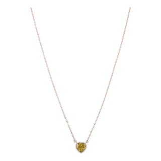 Minimalist 1.88 Ct Lemon Quartz Heart Pendant Necklace With 925 Silver Bezel Setting For Sale