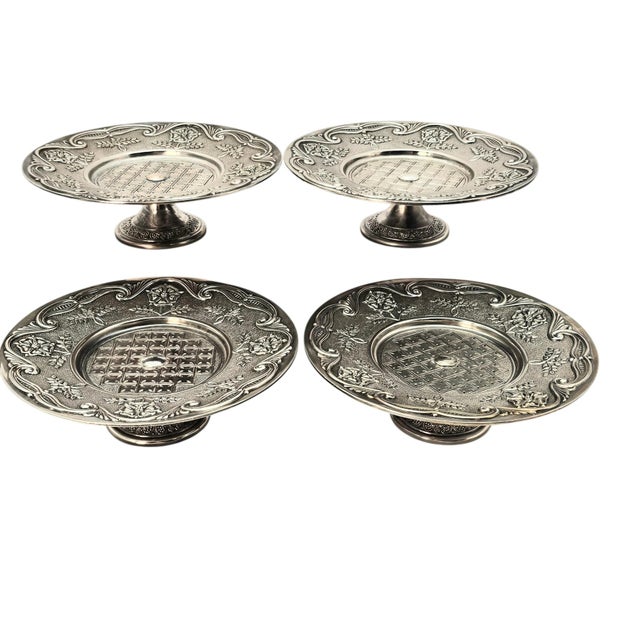1930s 1930s English Silver-Plated Tudor Rose Pedestal Display Stands — Registered Design 7" - Set of Four For Sale - Image 5 of 18