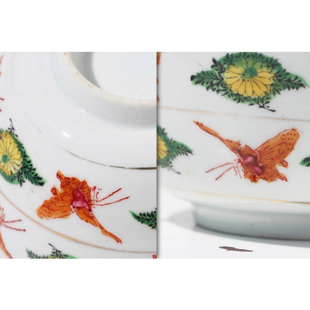 1900s Antique Chinese Export Butterfly Porcelain Bowl For Sale - Image 12 of 13