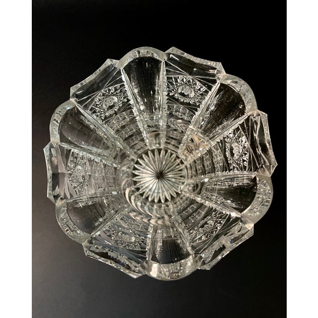 Mid-Century French Crystal Vase in the style of Baccarat, 1940s For Sale - Image 10 of 11