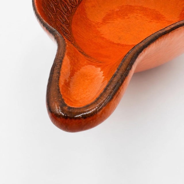 Large Modernist Italian Ceramic Bowl, 1960s For Sale - Image 6 of 9