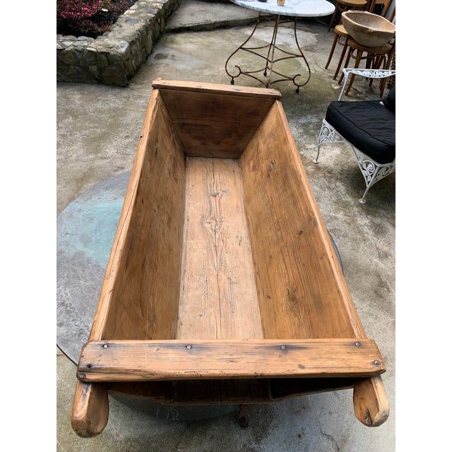 Early 19th Century Hungarian Dough Bowl For Sale In New York - Image 6 of 7