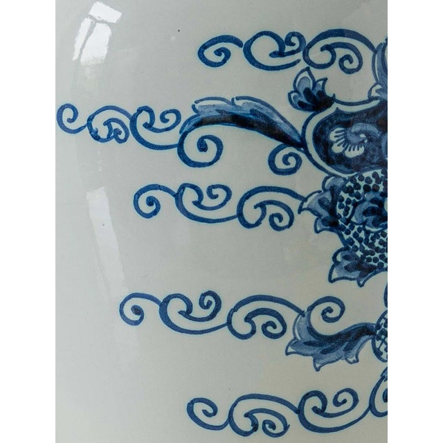 Metal Oud Delft Delft Blue Tobacco Jar Table Lamp, New Pleated Shade For Sale - Image 7 of 13